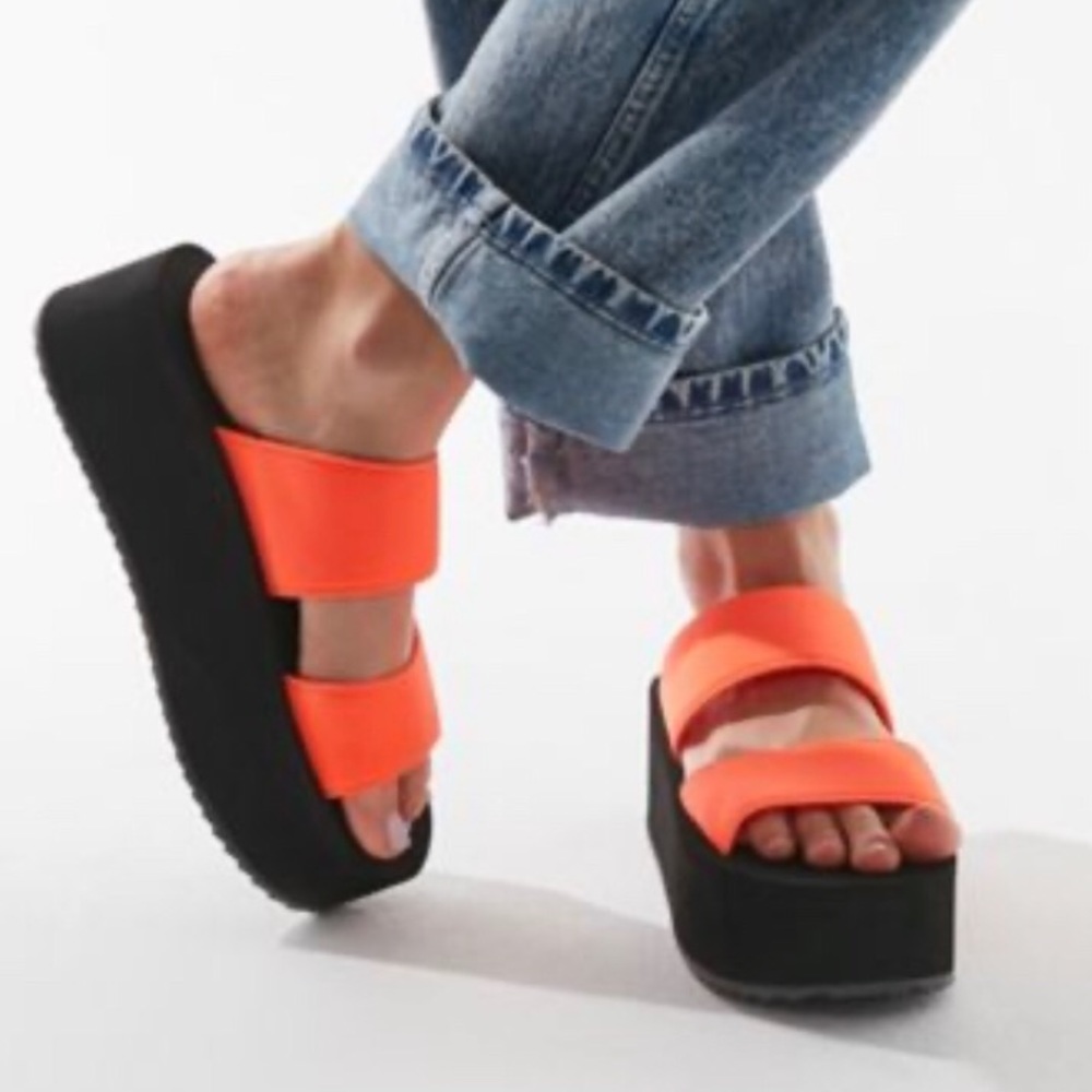 Platform foam wedges form Urban outfitters